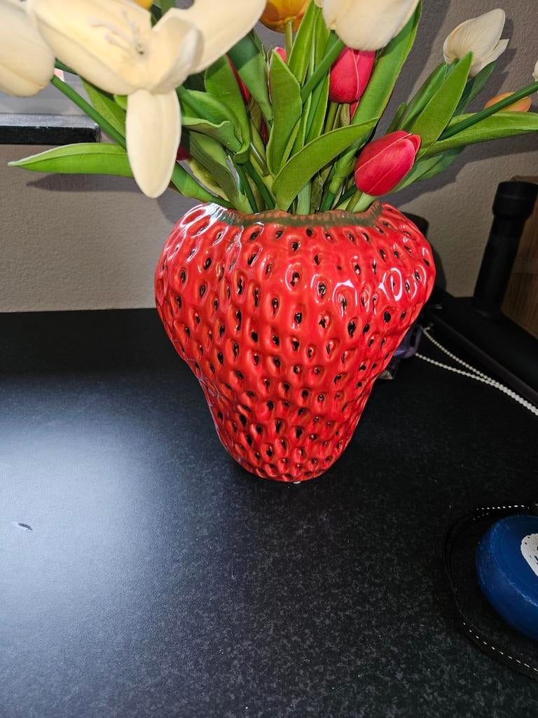 Des pots Aardbeien vaas - Decoratieve keramische vaas, Ophalen, Aardewerk of Porselein, Zo goed als nieuw, Minder dan 50 cm
