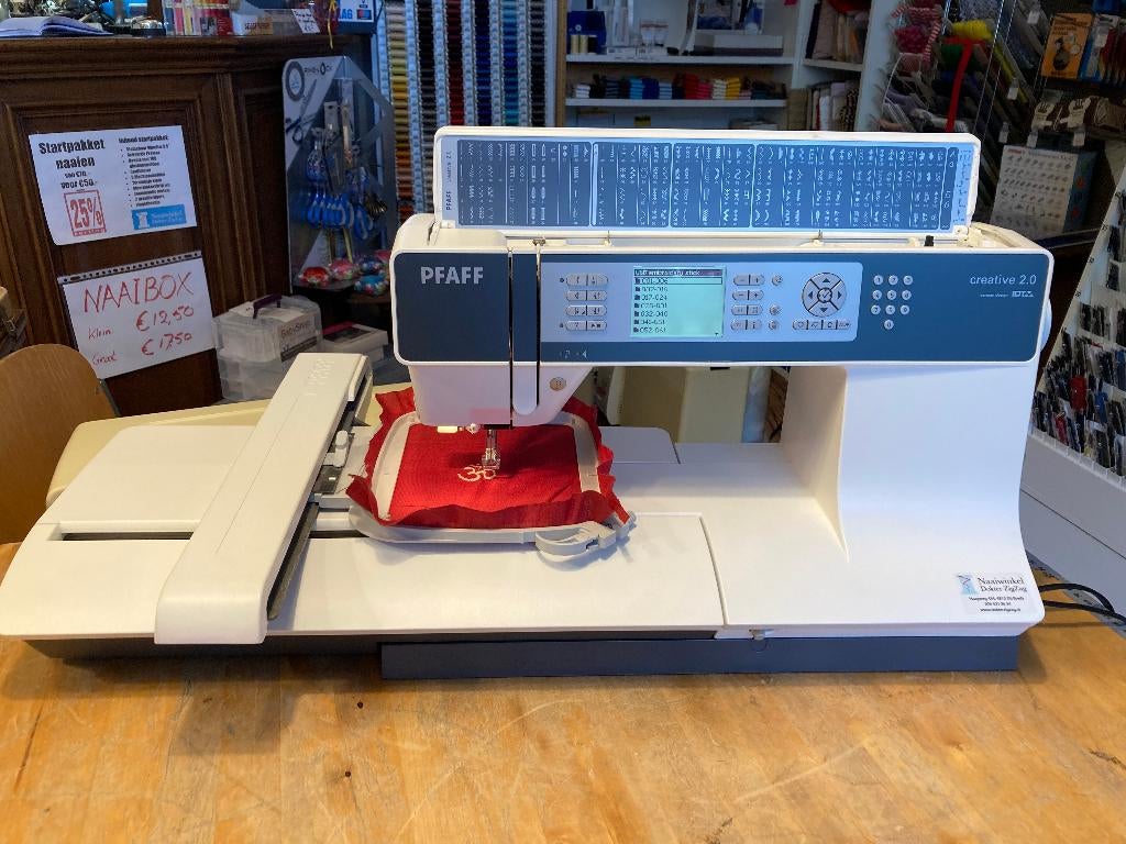 Pfaff Creative 2.0 Naai- en Borduurmachine (gereviseerd), Ophalen, Duitsland, Machineborduren, Borduurmachine