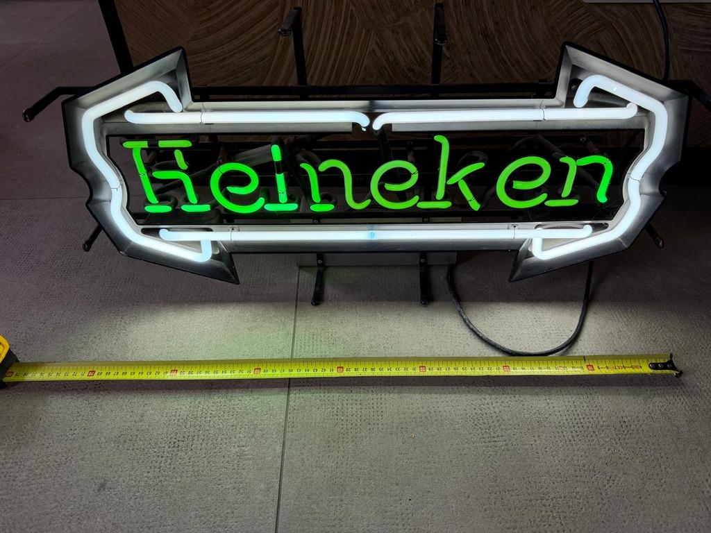 Heineken neon reclame bord, Verzamelen, Ophalen, Gebruikt, Lichtbak of (neon) lamp