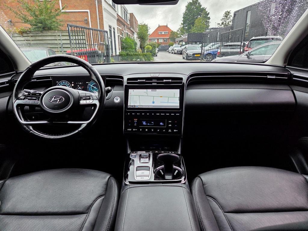 Hyundai Tucson 1.6 T-GDI PHEV AUT6 PREMIUM SKY 4WD. LEDER PA, Automaat, 1350 kg, Gebruikt, 4 cilinders