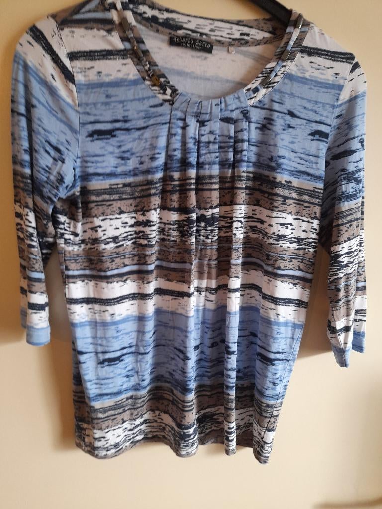 Top mtM Beige Blauw Wit, Maat 38/40 (M), Blauw, Ophalen of Verzenden, Zo goed als nieuw