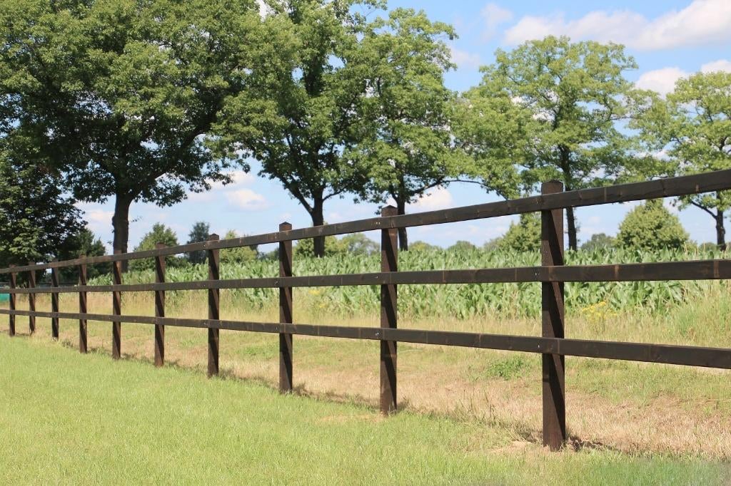 14. Houten omheining | paardenbak | paarden omheining, Weidegang, 4 paarden of pony's of meer