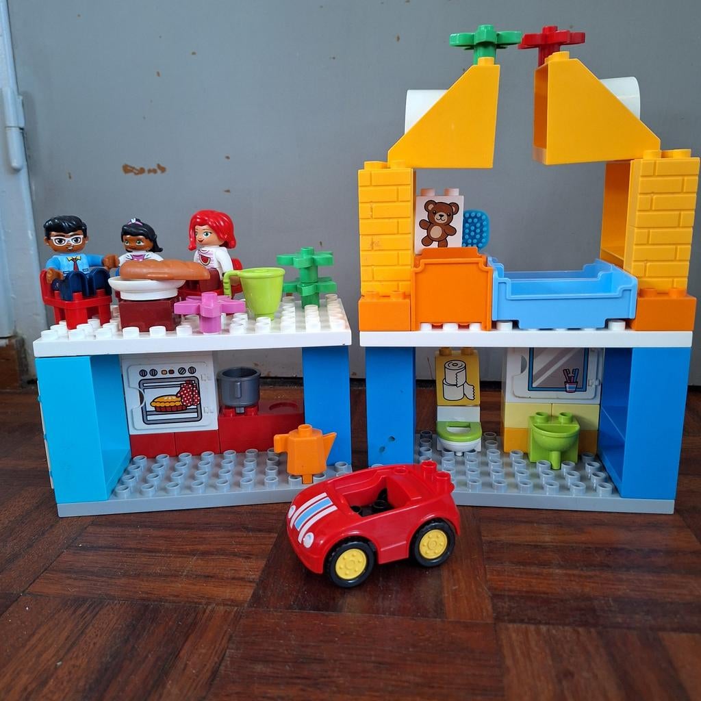 LEGO Duplo Familiehuis 10835 - Compleet (mist 1 grondplaat), Ophalen of Verzenden, Gebruikt, Complete set, Duplo