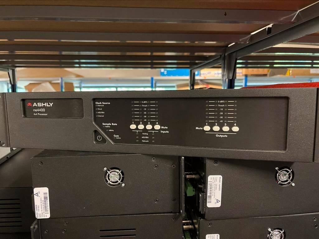 Ashly NE4400 4x4 processor, Ophalen of Verzenden, Zo goed als nieuw, Audio