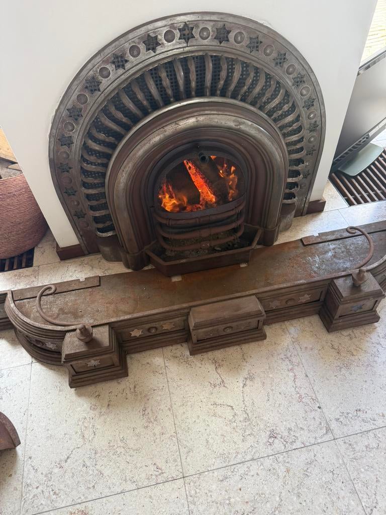 Antique Jaarsma fireplace ca. 1900 - large site, Huis en Inrichting, Haarden, Ophalen, Gebruikt, Inbouwhaard, Houthaard