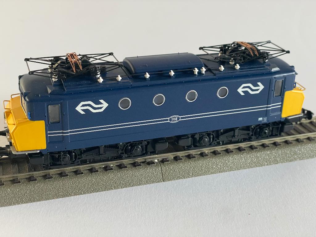 Roco 62582 NS 1118 berlijns blauw met gele botsneus, Analoog, Ophalen of Verzenden, Zo goed als nieuw, Roco