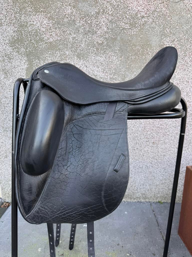 Custom Icon star 17,5inch, Ophalen, Zo goed als nieuw, Dressuur