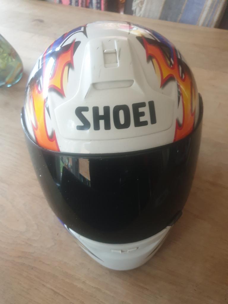 Shoei Integraalhelm met vlammen design, Motoren, Kleding | Motorhelmen, Integraalhelm, Shoei, Tweedehands, Ophalen of Verzenden