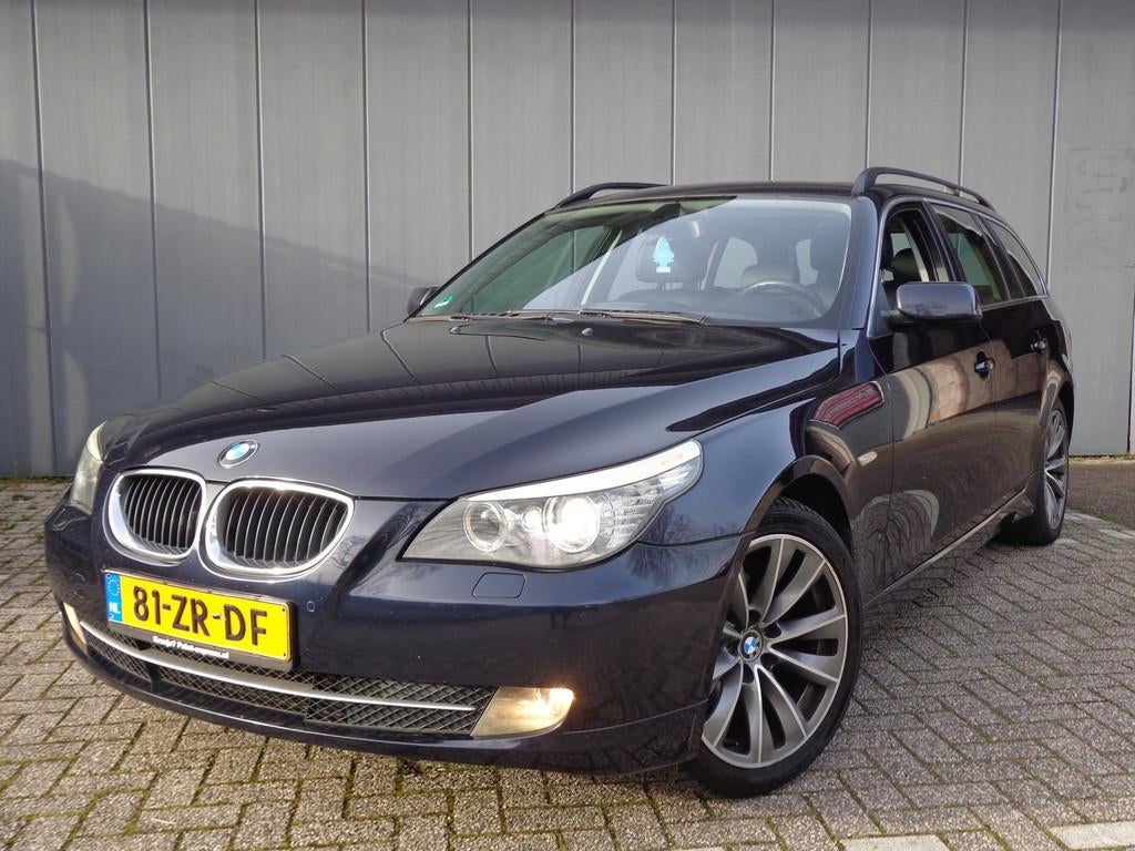 BMW 5-serie Touring 520i Nette BMW,Meeneemprijs 2995,-, Automaat, Achterwielaandrijving, Zwart, 4 cilinders