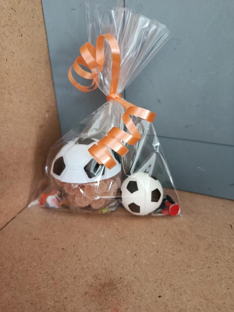 Voetbal traktatie, Traktatie, Traktatie, Verjaardag, Ophalen of Verzenden