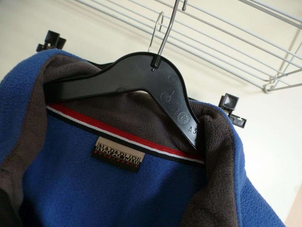 VEST Napapijri FLEECE kobalt blauw 44 -GRATIS zend, Kleding | Dames, Truien en Vesten, Verzenden, Zo goed als nieuw, Maat 42/44 (L)