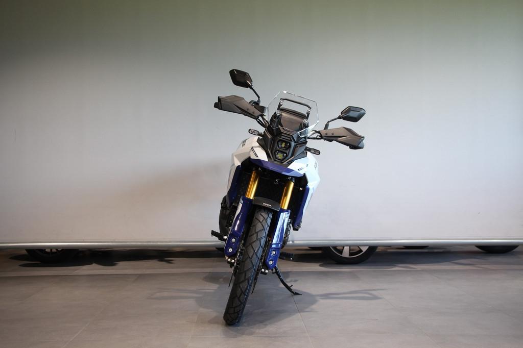 Suzuki V-STROM 800 DE (bj 2025), Lange Dreef 12
4131 NH  VIANEN UT, NL, Bedrijf, Meer dan 35 kW, Toermotor
