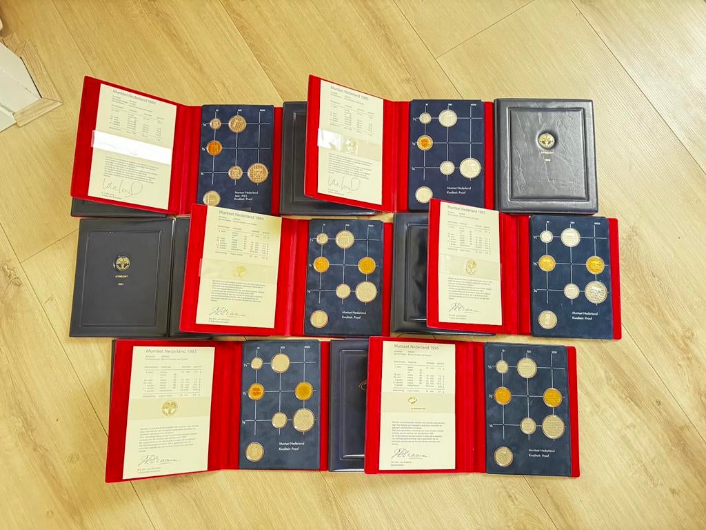 14 PROOF munt sets 1982-1995; 5 jaren met zilver jaarpenning, Setje, Koningin Beatrix, Zilver, Overige waardes