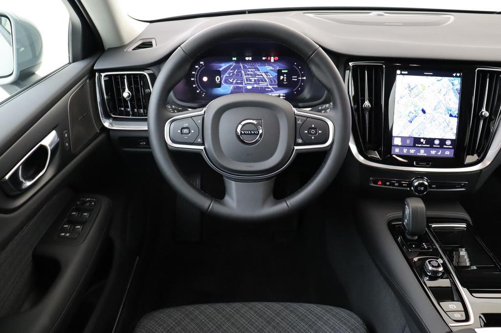 Volvo V60 T6 PLUG-IN HYBRID AWD BUSINESS EDITION -HARMAN/KAR, Auto's, Automaat, 12 maanden, Stof, Euro 6