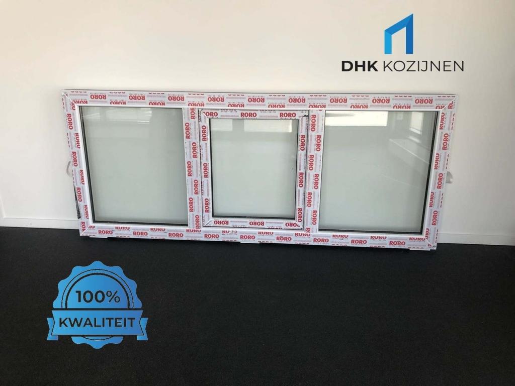 DIVERSE MATEN | Kunststof Dakkapel Kozijnen uit voorraad!, Doe-het-zelf en Verbouw, Niet ingevuld, Kunststof, Dakkapel, 225 cm of meer