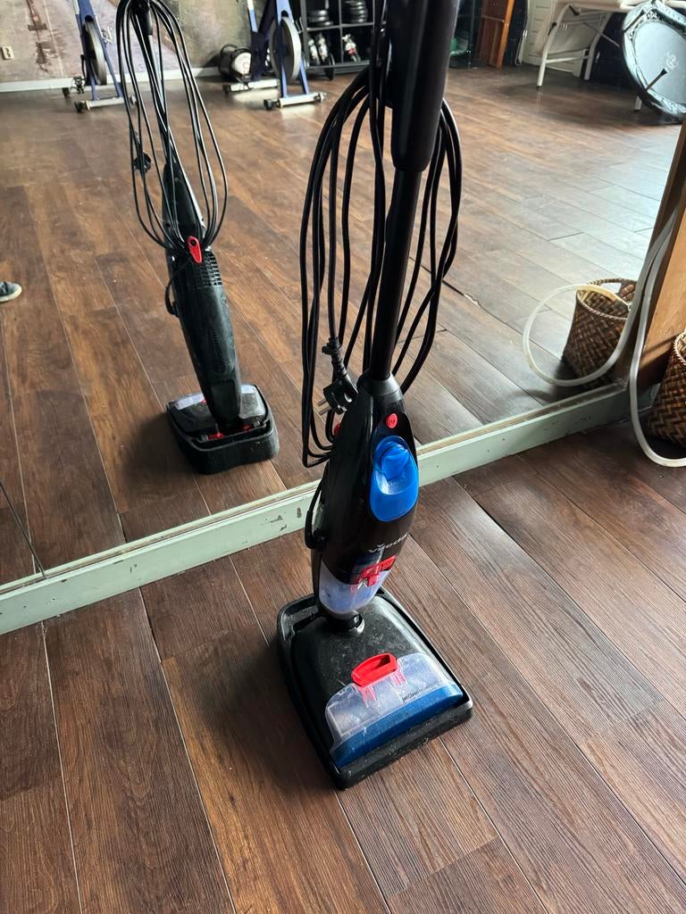 Vileda Stofzuiger en Dweil in één - Perfect voor elk huis, Ophalen of Verzenden, Gebruikt, Reservoir, Stofzuiger