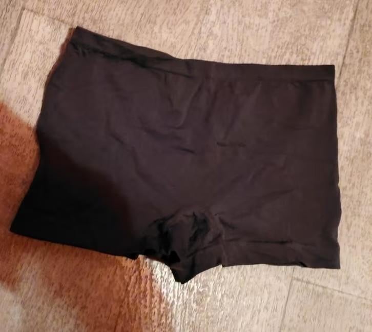 Grijze boxershort, Kleding | Dames, Ondergoed en Lingerie, Verzenden, Grijs, Broekje of Short