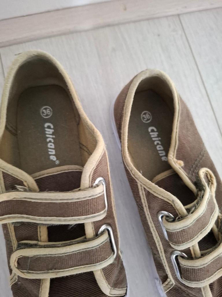 gymschoen - maat 34, Kinderen en Baby's, Kinderkleding | Schoenen en Sokken, Ophalen of Verzenden, Zo goed als nieuw, Jongen of Meisje