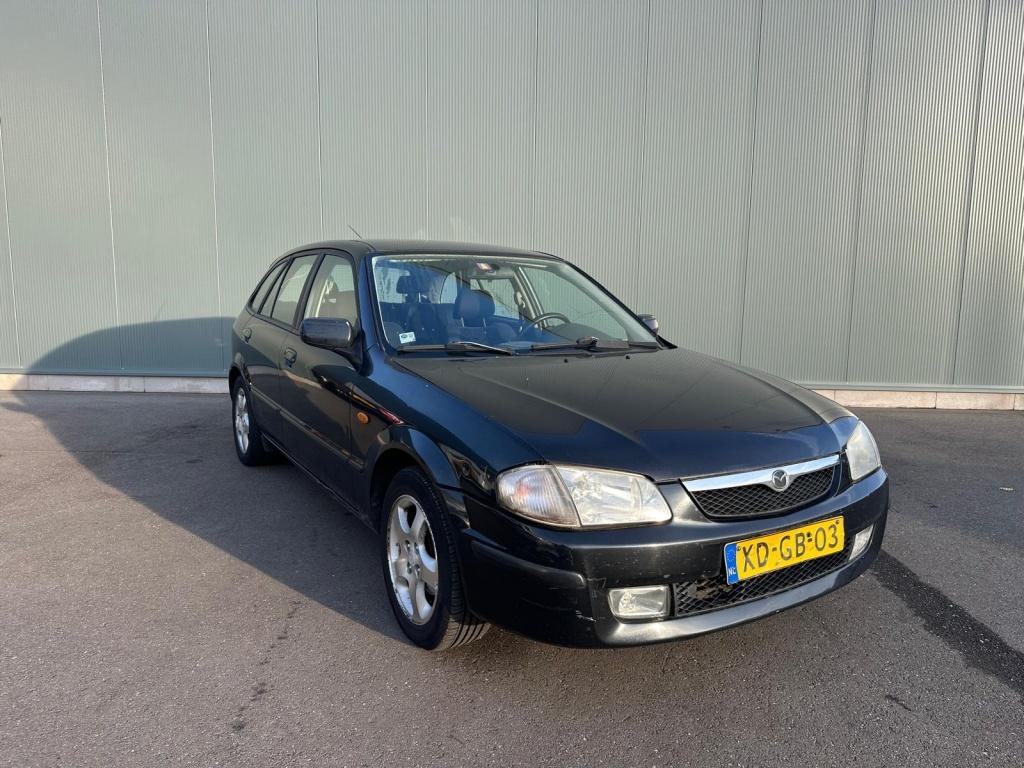 Mazda 323 Fastbreak 1.8i GT AIRCO | NAP ! (bj 1998), Voorwielaandrijving, 1840 cc, Zwart, Origineel Nederlands