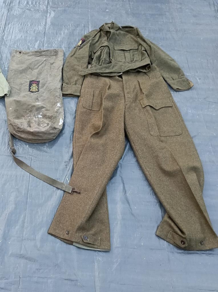 Korps Mariniers Kleding Set '60 €110, Ophalen of Verzenden, Marine, Nederland, Kleding of Schoenen