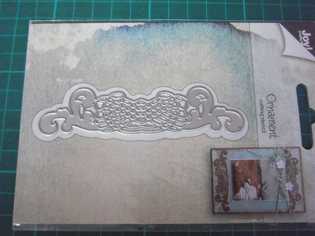 Nieuwe snijmal Joy! - ornament, Ophalen of Verzenden, Nieuw, Overige thema's, Pons of Mal