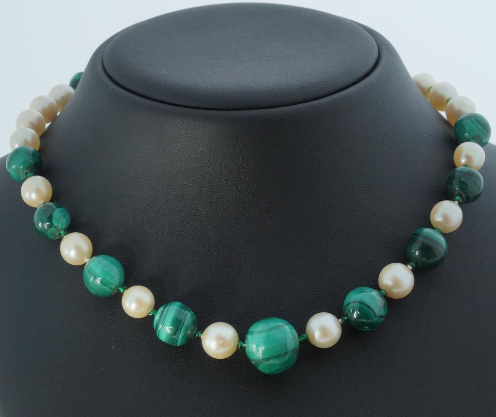 Malachiet parel edelsteen ketting 18k slot goud vintage dame, Sieraden, Tassen en Uiterlijk, Antieke sieraden, Verzenden, Goud