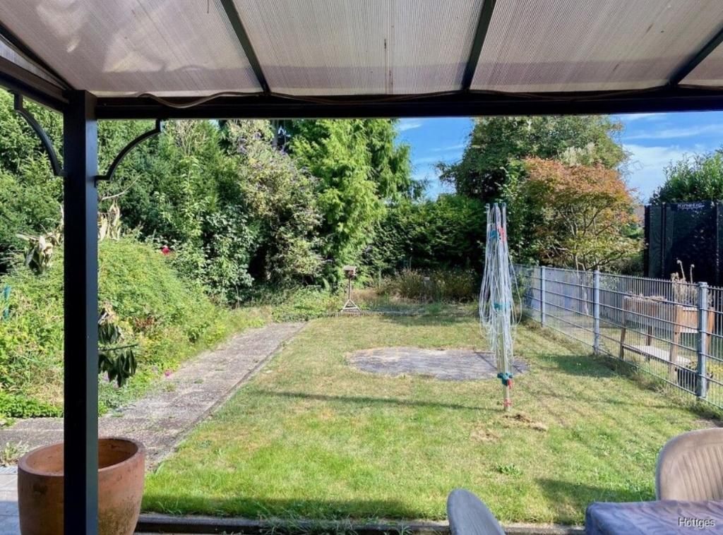 Verzorgd rijtjeshuis nabij de grens Roermond, Huizen en Kamers, Huizen te koop