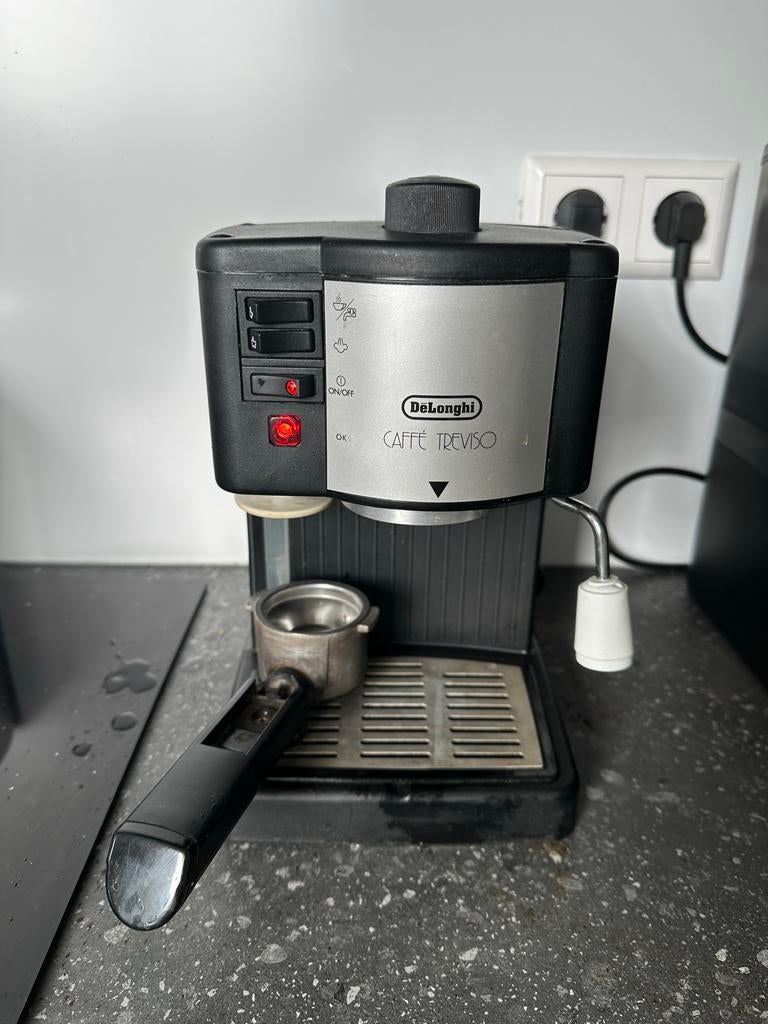 DeLonghi Caffe Treviso koffiemachine - coffee machine, Witgoed en Apparatuur, Koffiezetapparaten, Gebruikt, Gemalen koffie, Espresso apparaat