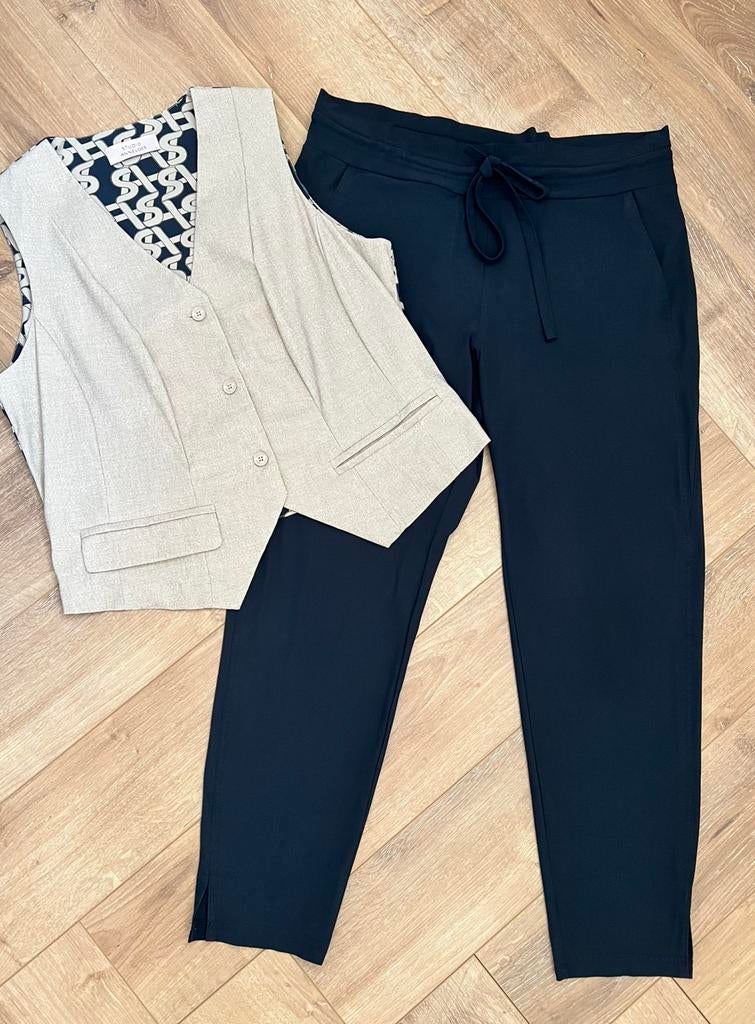 Studio anneloes set L gilet & startup broek zwart, Zwart, Maat 42/44 (L), Ophalen of Verzenden, Zo goed als nieuw