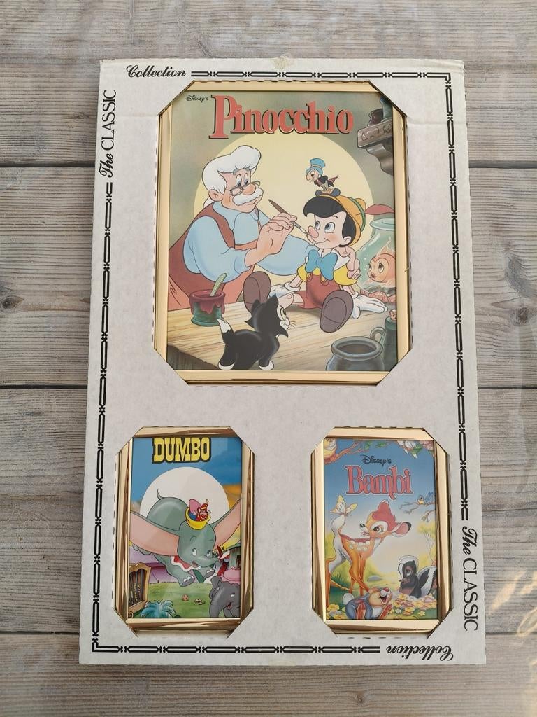 Disney The Classic Collection, print: Pinokkio, Dumbo, Bambi, Ophalen of Verzenden, Bambi of Dumbo, Nieuw, Plaatje of Poster
