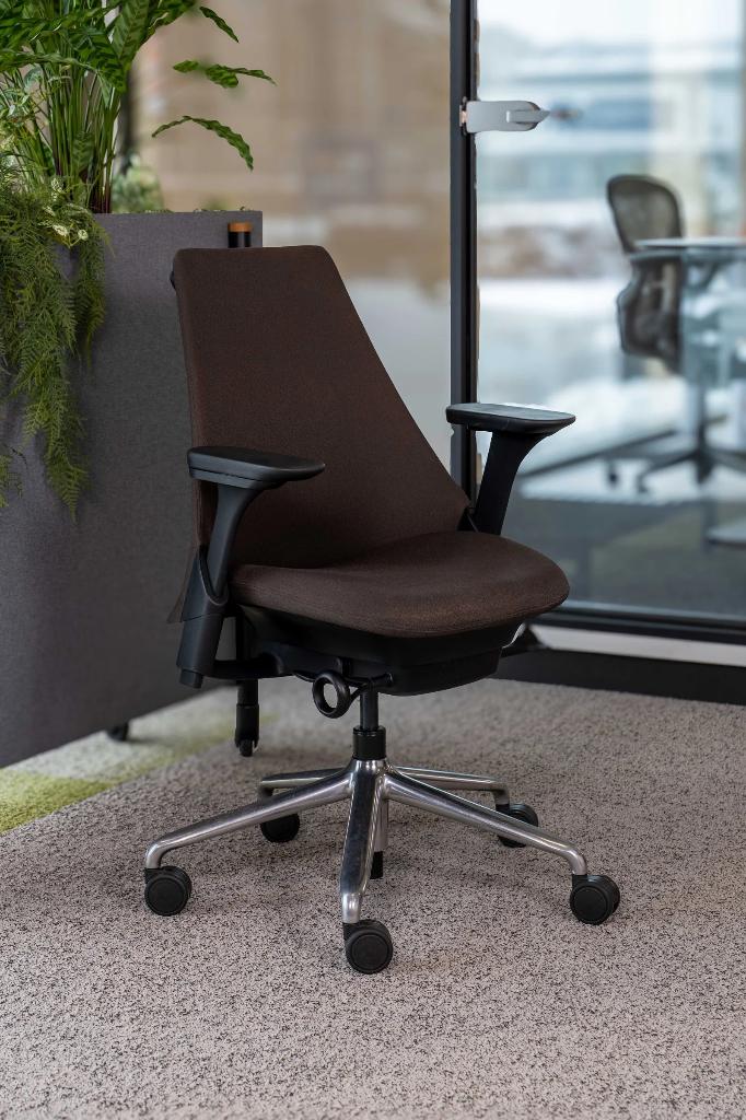 Herman Miller Sayl Bureaustoel Refurbished (150x voorradig)