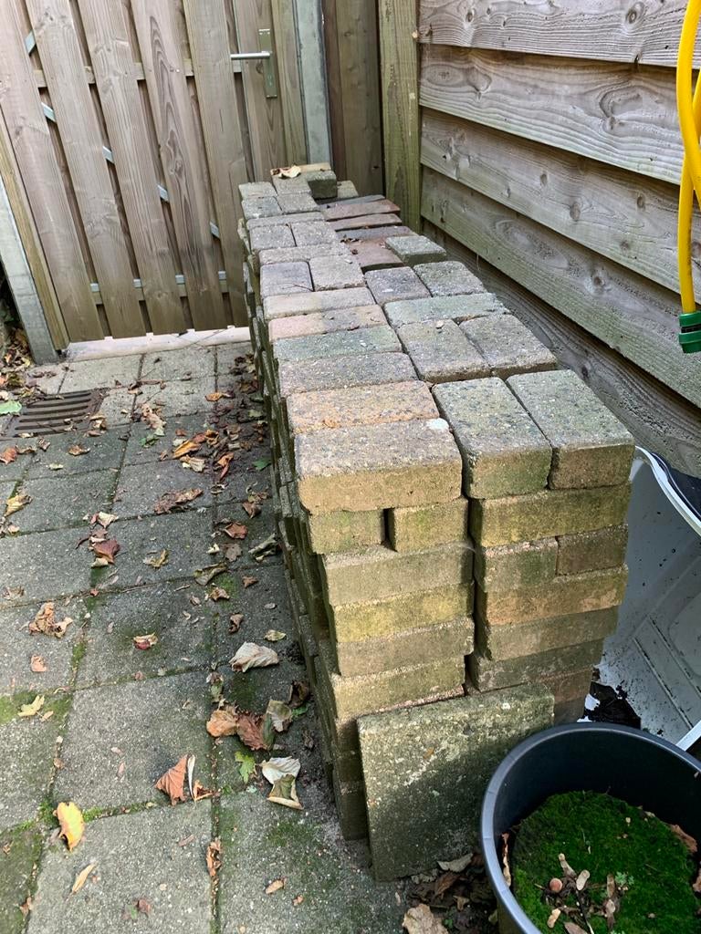 Gratis af te halen: Partij gebruikte klinkers, Ophalen, Gebruikt, Klinkers, 5 tot 10 m²