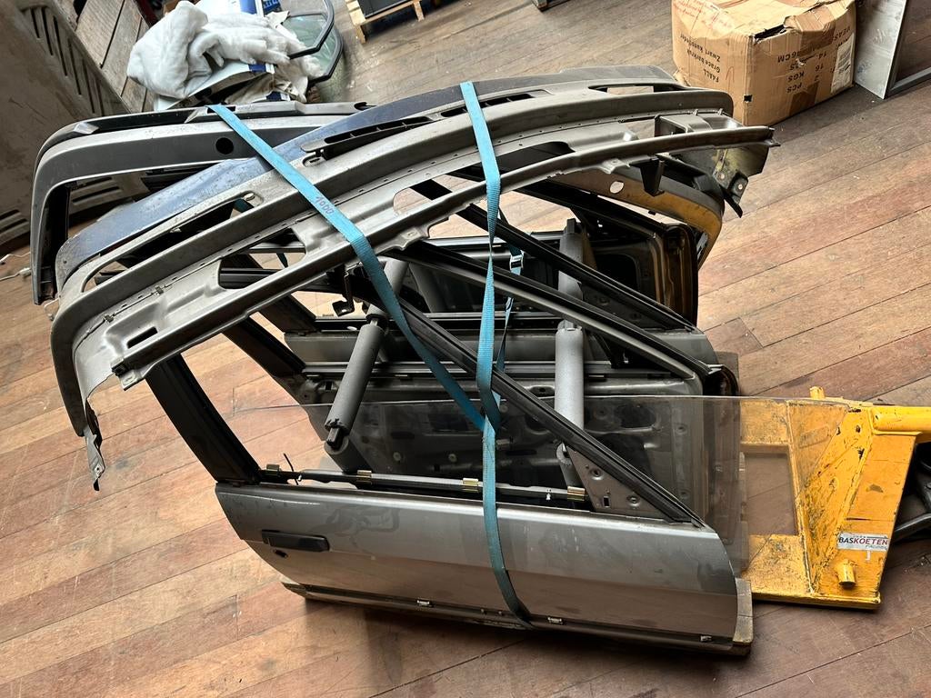 Partij BMW E30 deuren, keienvanger en bumper, Auto-onderdelen, Ophalen, Gebruikt, BMW, Voor