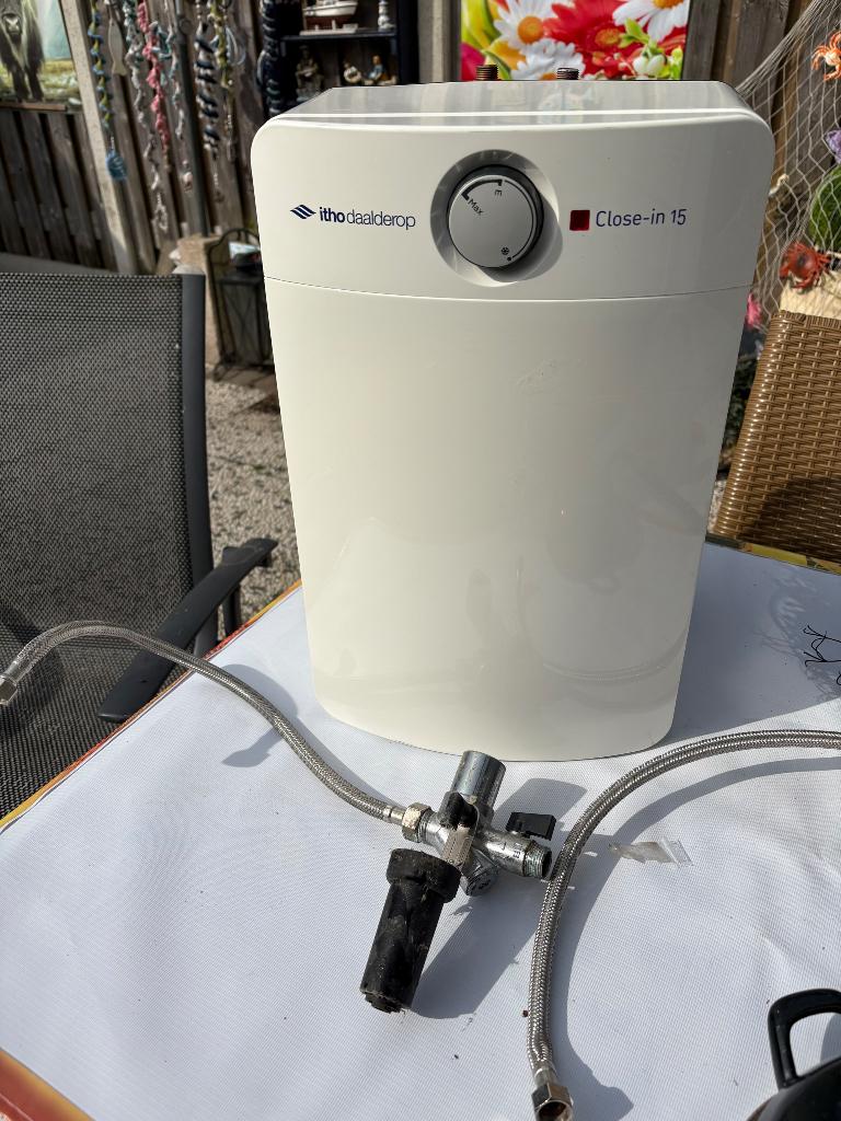 Boiler 15 liter, Ophalen, Zo goed als nieuw