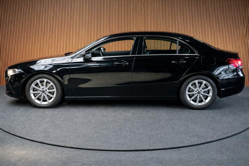 Mercedes-Benz A-Klasse 250 e Business Line Apple Carplay - S, Gebruikt, Zwart, 4 cilinders, Leder en Stof