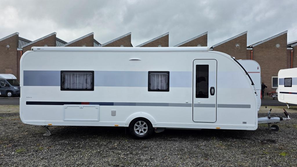 Adria Adora 613 HT, Caravans en Kamperen, Caravans, Schokbreker, Bedrijf, Tot en met 3, Adria