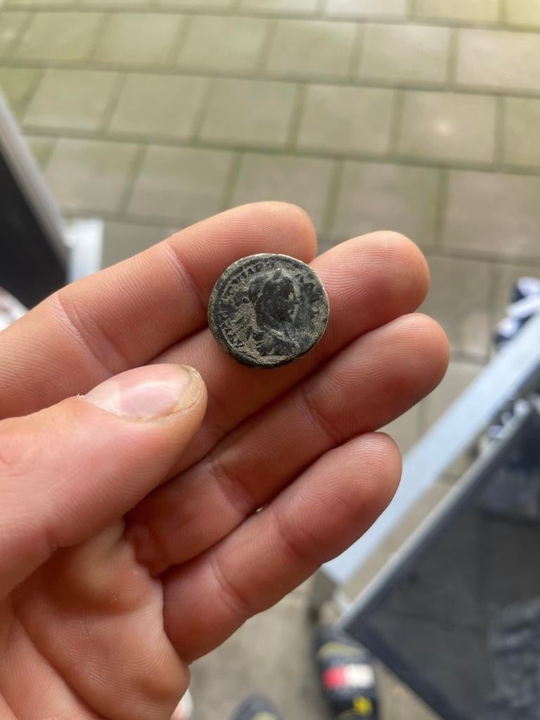 Provinciale Romeinse as Severus Alexander bodemvondst, Ophalen of Verzenden, Brons