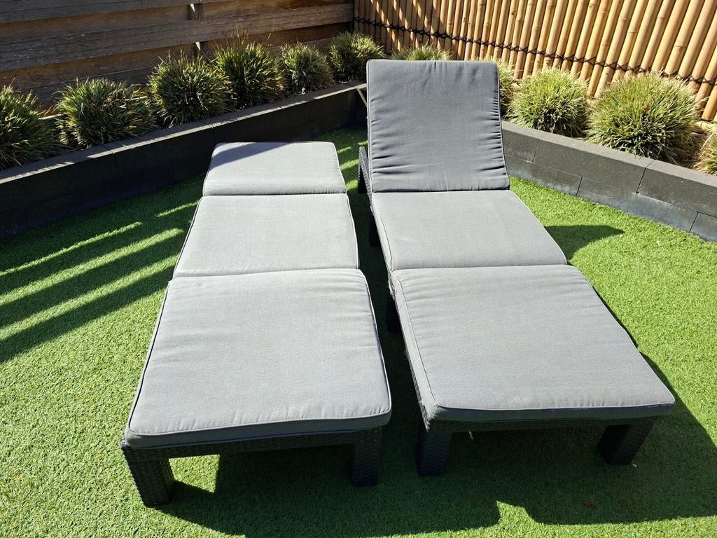 Ligbedden inclusief kussens, Ophalen, Zo goed als nieuw, Aluminium