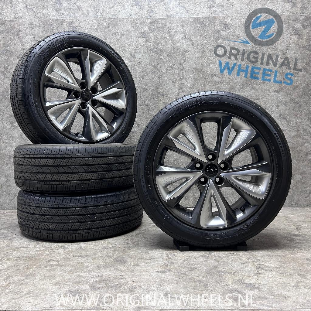 17 inch originele velgen + zomerbanden Opel Ampera-e | Bolt