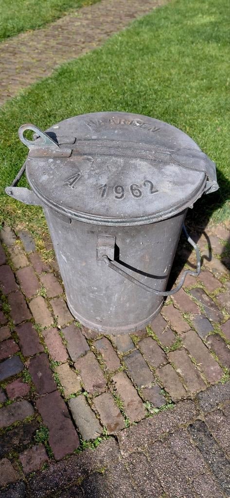"Naarden" zinken pedaalemmer 1962 Brocante, Huis en Inrichting, Woonaccessoires | Prullenbakken, Ophalen, Minder dan 50 cm