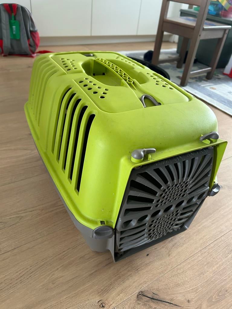 Reismand kat, Ophalen