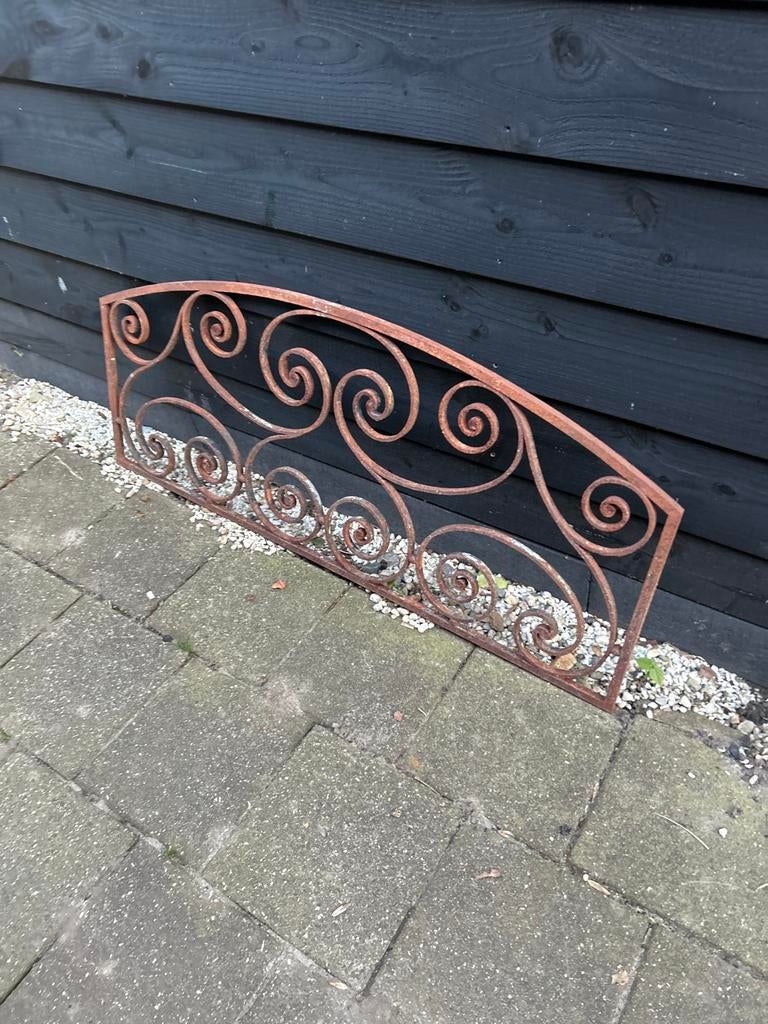 Oud smeedijzeren hek, Ophalen, Gebruikt, IJzer, Sierhekwerk