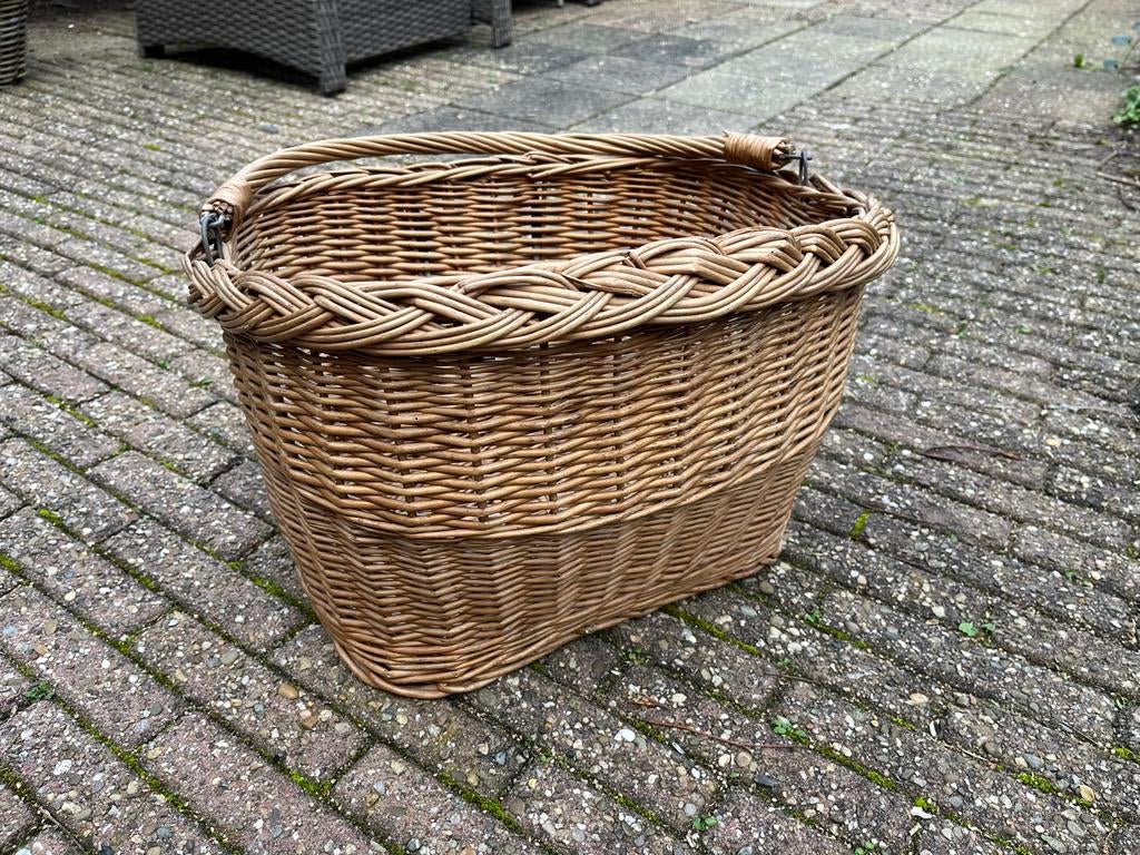 Rieten fietsmand in goede staat, Ophalen, Zo goed als nieuw, Fietsmand