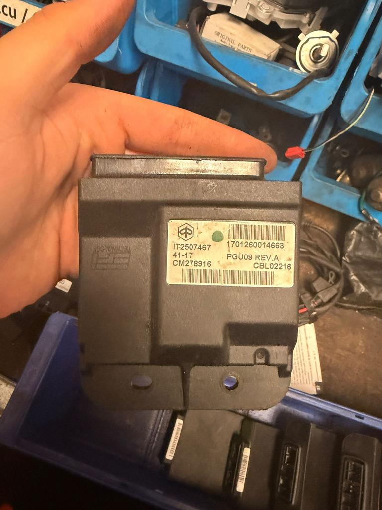 ECU CDI Bobine voor diverse scooters (nieuw/gebruikt), Ophalen of Verzenden, Nieuw, Overige typen, Piaggio