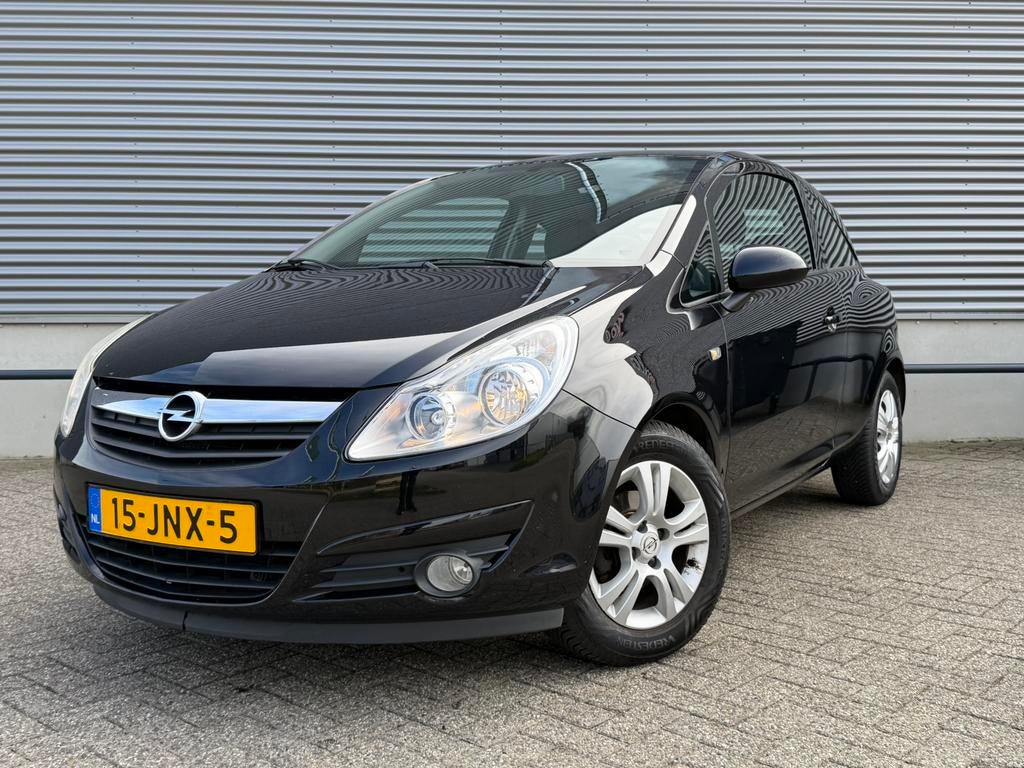 Opel Corsa 1.4 16V White Edition 2009| Nette Staat| €2450, Particulier, Te koop