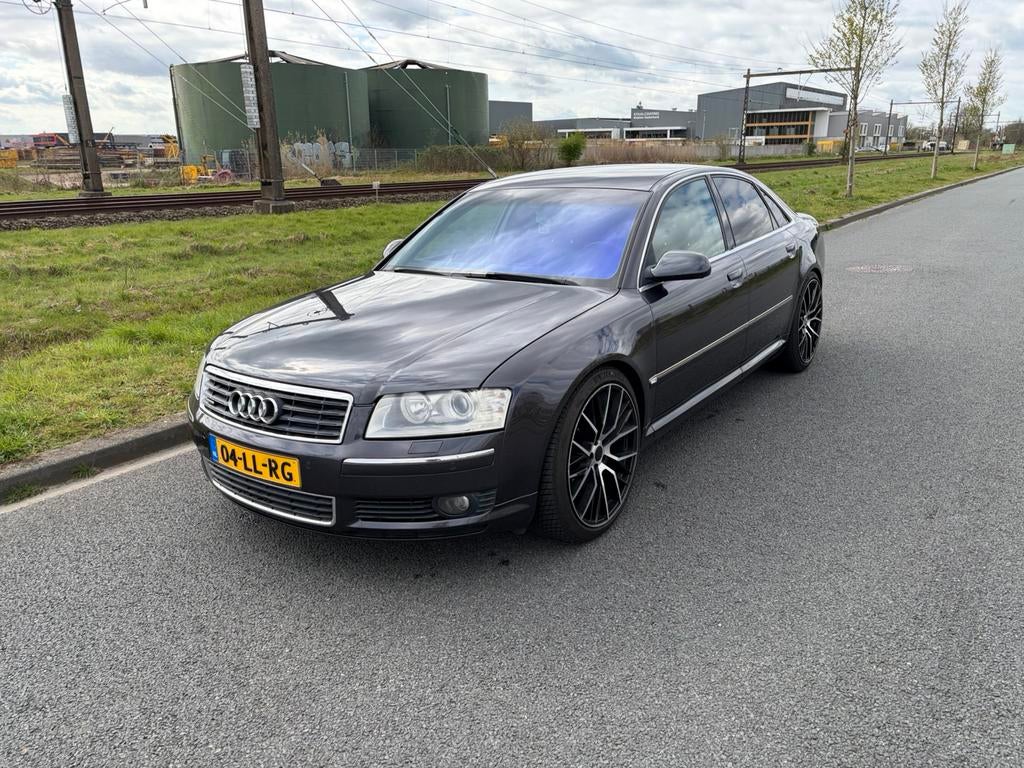Audi A8 4.2 Quattro 246KW AUT 2003 Grijs, Automaat, 4172 cc, 8 cilinders, Origineel Nederlands