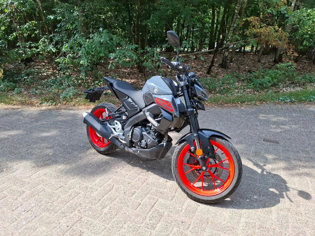 Yamaha mt-125, Motoren, Gebruikt, Particulier, 125 cc, 11 kW of minder