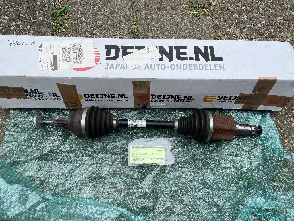 Volvo v60 i 2.0 d2 16v aandrijfas links-voor, Auto diversen, Auto-accessoires, Ophalen of Verzenden, Nieuw