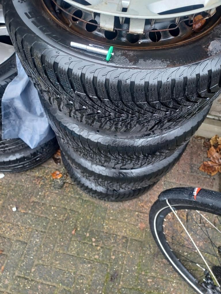 Winterbanden 205-55-R16, Ophalen, Gebruikt