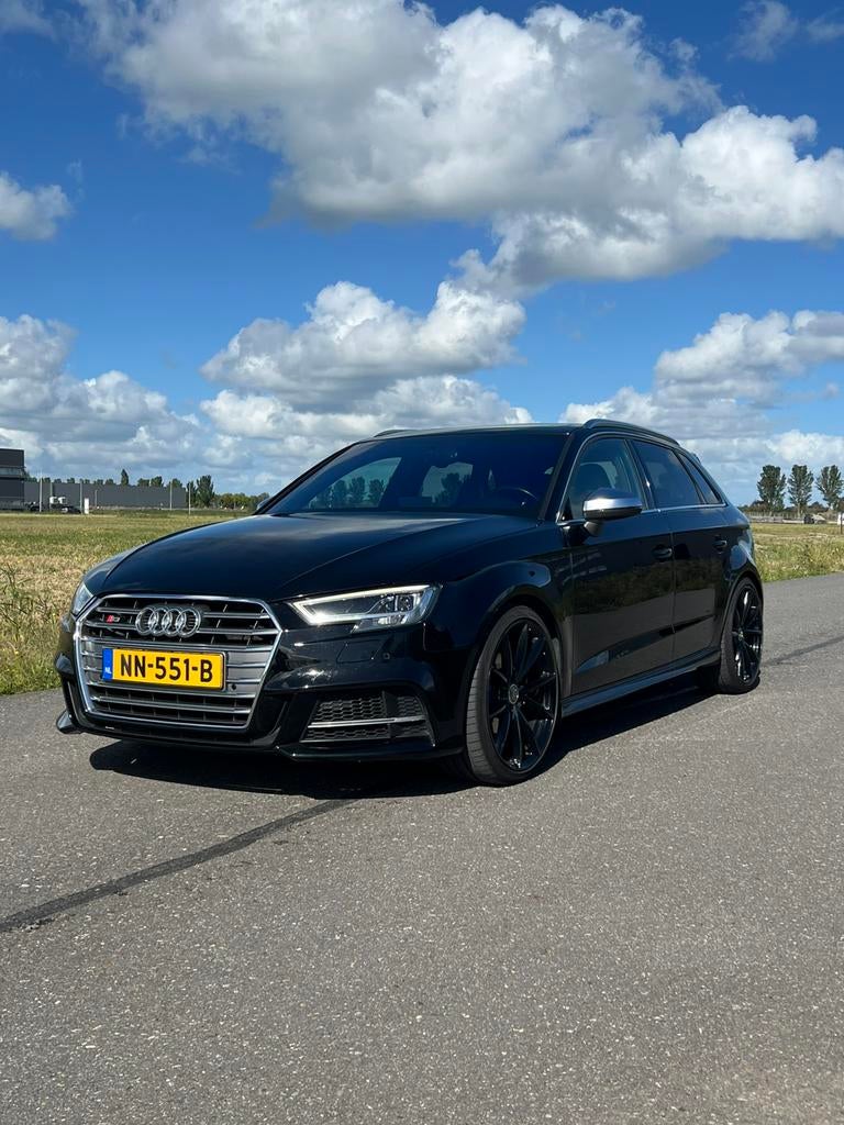 Audi A3/ S-Line 2018 FACELIFT 1.4 Tfsi COD Sportback 2013, Auto's, Audi, USB, Zwart, Zwart, Leder